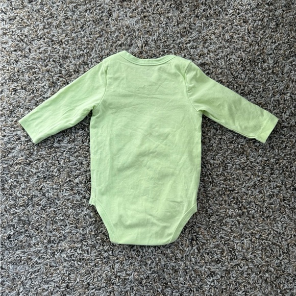 Monica & Andy Bat Halloween Onesie | 0-3M 🔥CLEAR THE CLOSET - Picture 2 of 5